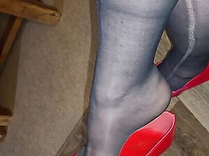 Louise Nylontease Nylon Stocking Foot Fetish Tease Crossdresser