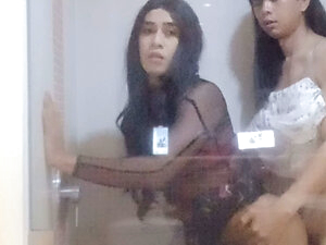 My best friend, a crossdresser, was dressed together in pajamas, but because of the closeness, I got horny. I got fucked by my friend until I came on my ass.We prefer to fuck in the bathroom rather than on the bed.