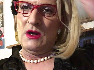 Heavy Masturbation in Leather