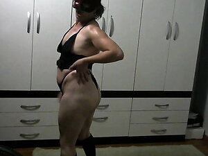 Nely big ass shemale shake that booty bitch sexy ladyboy ass