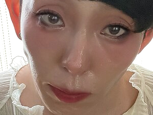 Japanese Sissy CD Serina love to show her masturbation