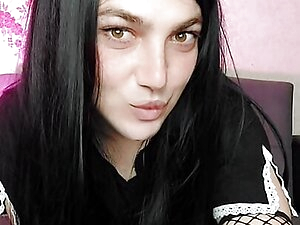 Hey guys, i am a crossdresser with you again on my new video. I am uploading one or two videos everyday and also i am improving skills, performance and clothing for to deserve your attention and love you can always support me with dresses what you want me