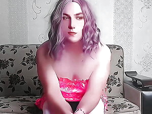 Hey guys, i am a crossdresser with you again on my new video. I am uploading one or two videos everyday and also i am improving skills, performance and clothing for to deserve your attention and love you can always support me with dresses what you want me
