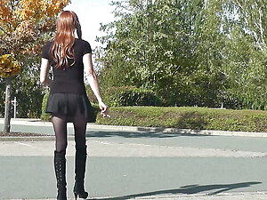 transvestit goes outside in sexy womans clothes