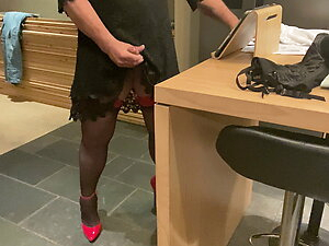Cumming in Black dress