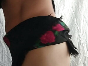 cross Mariana body and ass dance 1